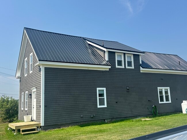 385 Main St in East Machias, ME - Building Photo - Building Photo