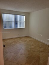 9055 Wiles Rd in Coral Springs, FL - Building Photo - Building Photo