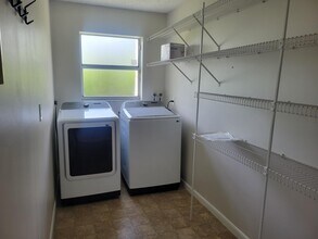 715 Birdie Ct in Delray Beach, FL - Foto de edificio - Building Photo