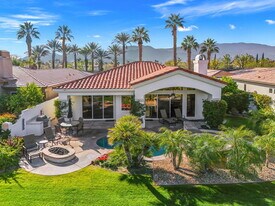 410 Gold Canyon Dr in Palm Desert, CA - Building Photo