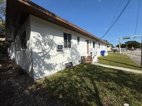 2900 NW 10th Ave in Miami, FL - Building Photo - Building Photo