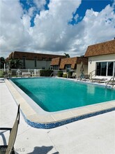 4002 SE 19th Ave in Cape Coral, FL - Foto de edificio - Building Photo