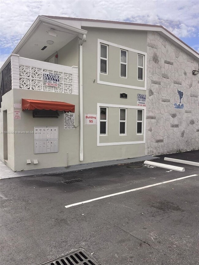 95 NW 47th Ave