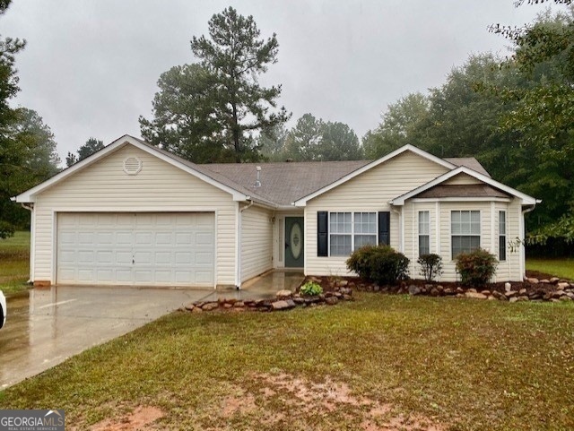 141 Floresta Dr in Mcdonough, GA - Building Photo