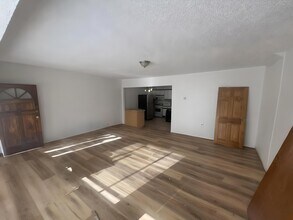 1676 48th Ave, Unit 48th ave in San Francisco, CA - Foto de edificio - Building Photo