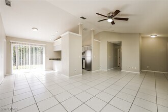 3615 Caloosa Pkwy in Cape Coral, FL - Building Photo - Building Photo