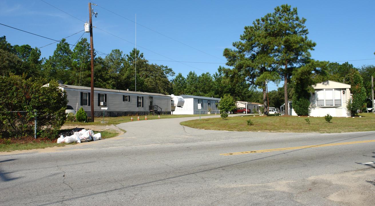 306 Dreher Rd in West Columbia, SC - Foto de edificio