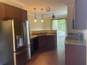 5079 NW Fiddle Leaf Ct in Port St. Lucie, FL - Building Photo - Building Photo