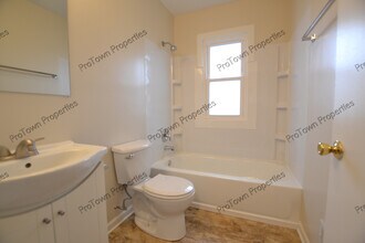 205 Algonquin St in Joliet, IL - Foto de edificio - Building Photo