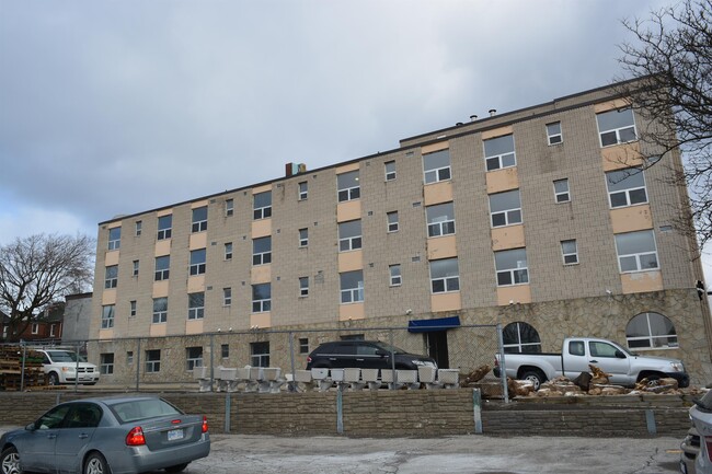 property at 570-570 King St W