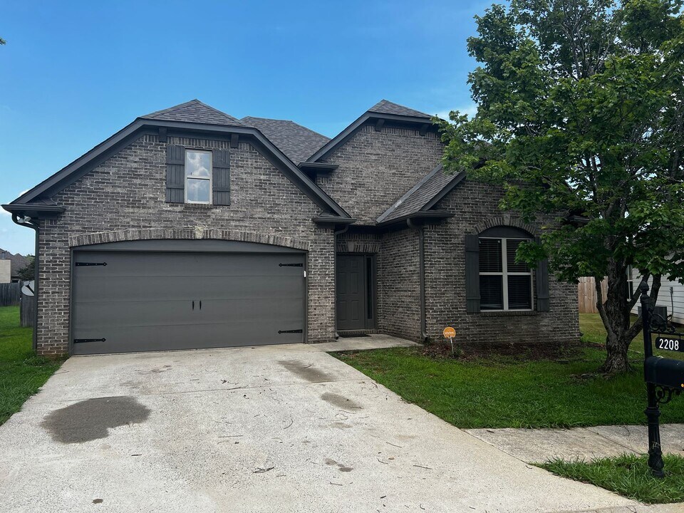 2208 Adkins Cir in Moody, AL - Building Photo