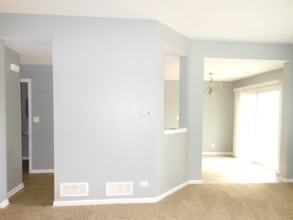 603 Conservatory Ln in Aurora, IL - Building Photo - Building Photo