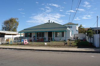 565 Florida St in Imperial Beach, CA - Building Photo - Building Photo