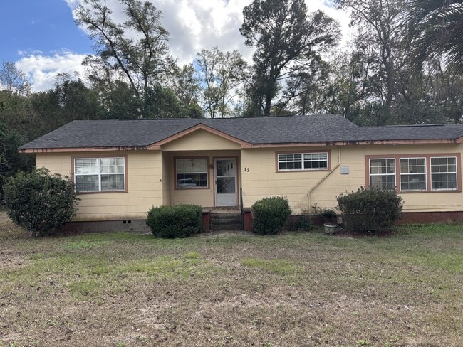12 Howell Rd in Quincy, FL - Building Photo - Building Photo