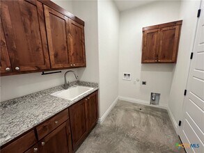 274 Kerlick Ln in New Braunfels, TX - Building Photo - Building Photo