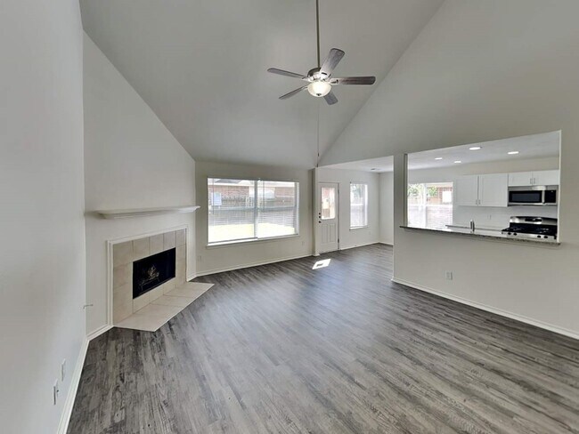 6830 Atasca Creek Dr in Humble, TX - Building Photo - Building Photo