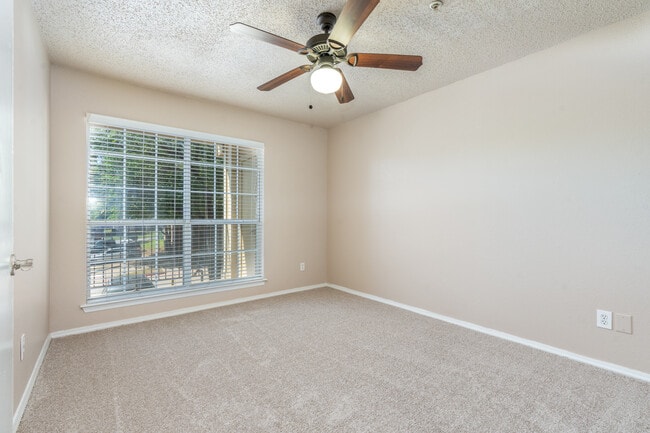 Ash Lane Apartments