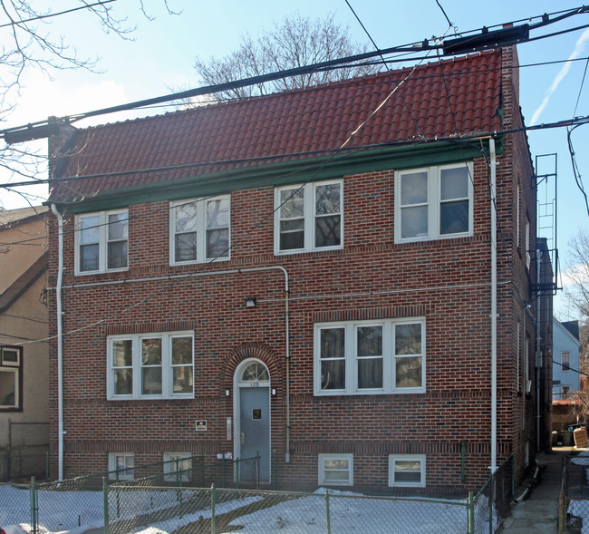 120 S 12th Ave in Mount Vernon, NY - Foto de edificio - Building Photo