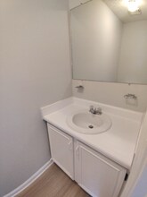 33 Fonda Dr in Lynchburg, VA - Building Photo - Building Photo