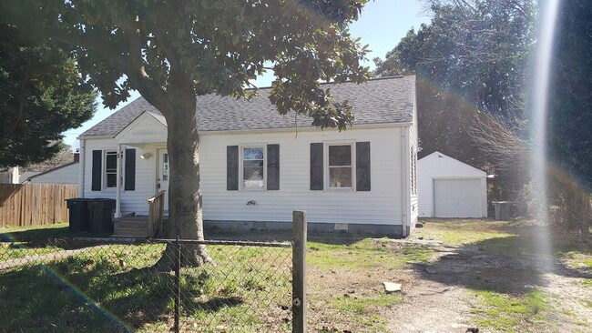 property at 37 Crestwood Cir