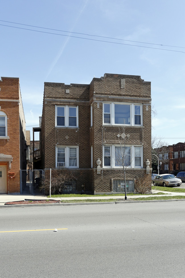 5538 W Potomac Ave in Chicago, IL - Building Photo - Building Photo