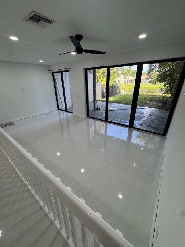 12416 Westhampton Cir in Wellington, FL - Building Photo - Building Photo