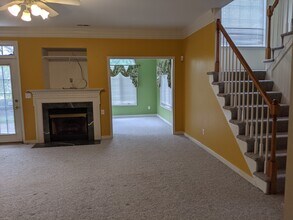 10913 Brunson Way in Glen Allen, VA - Building Photo - Building Photo