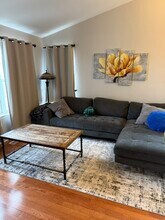 956 Genesee Ct in Naperville, IL - Building Photo - Building Photo