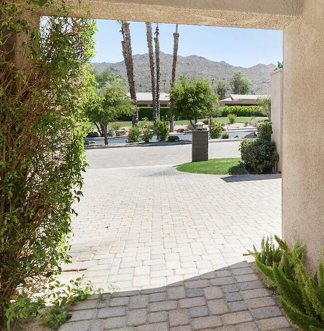 73680 Irontree Dr in Palm Desert, CA - Building Photo - Building Photo