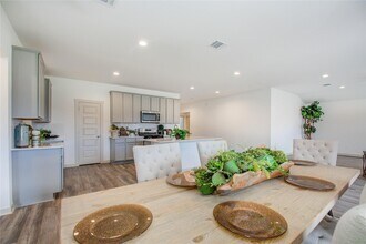 3407 Lake Landing Ln in Missouri City, TX - Building Photo - Building Photo