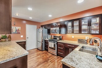 445 E Dunne Ave in Morgan Hill, CA - Building Photo - Building Photo