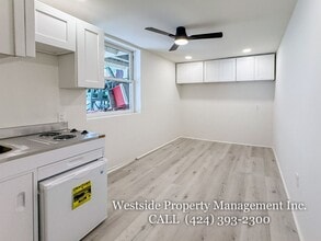 40 Sunset Ave in Los Angeles, CA - Foto de edificio - Building Photo