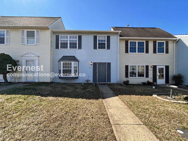 property at 8627 Reinecke Ct