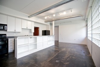 1605 Gordon Ave in Charlottesville, VA - Building Photo - Interior Photo