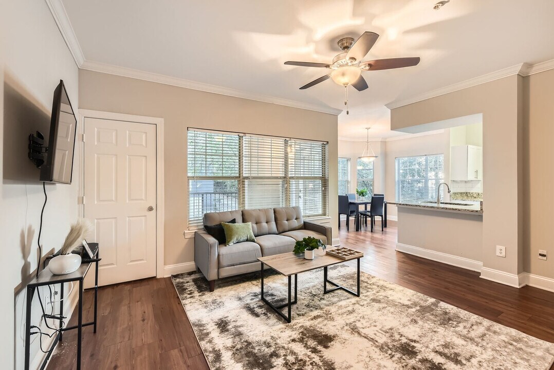 215 North Avenue NE in Atlanta, GA - Building Photo