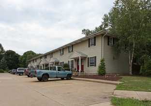 251 N Spring Grove St in Medina, OH - Building Photo - Building Photo