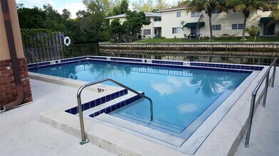 1401 NE 57th Pl in Fort Lauderdale, FL - Building Photo - Building Photo