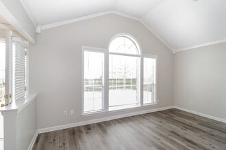 490 Bruins Trce in Memphis, TN - Building Photo - Building Photo