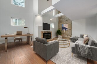 1034 W Armitage Ave in Chicago, IL - Building Photo - Building Photo