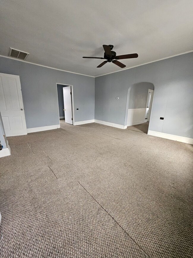 1619 Chestnut St in Erie, PA - Building Photo - Building Photo