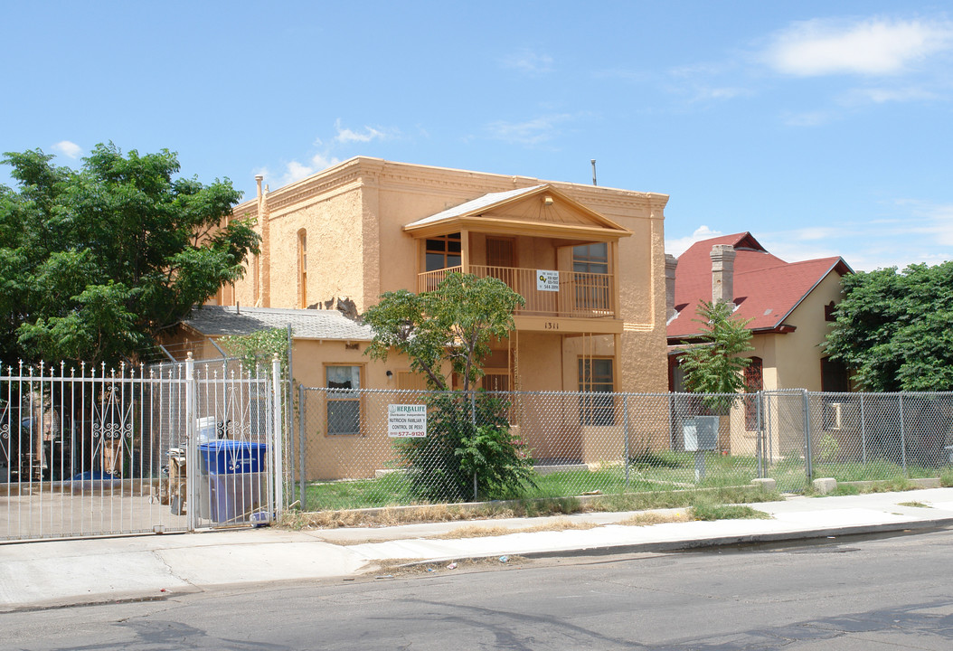 1311 Myrtle Ave in El Paso, TX - Building Photo