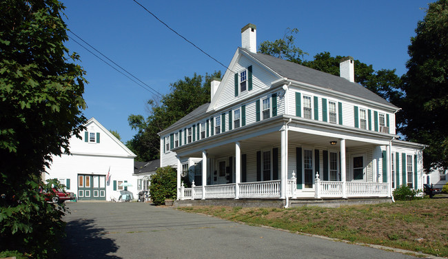 937 Main St in Weymouth, MA - Foto de edificio - Building Photo