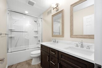 Stonegate in Aliquippa, PA - Building Photo - Building Photo