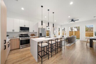 309 E 43rd St in Houston, TX - Building Photo - Building Photo