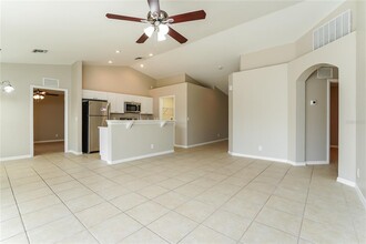 2805 NW 8th Pl in Cape Coral, FL - Foto de edificio - Building Photo