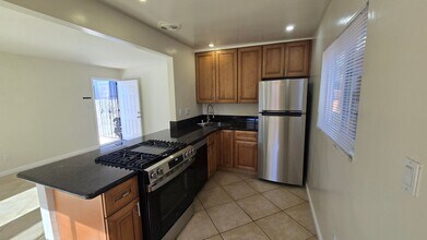 2341-2343 Grand Ave in San Diego, CA - Building Photo - Building Photo