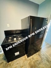 200 Ben Nevis Rd in St. Louis, MO - Building Photo - Building Photo