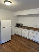 961 Barkley Ct, Unit A in Pinole, CA - Building Photo - Building Photo