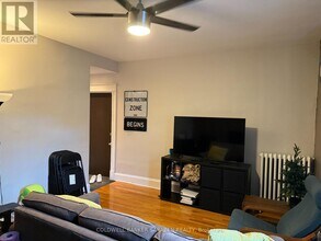 76 Fifth Ave in Ottawa, ON - Building Photo - Building Photo