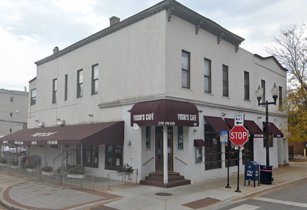 3255 N Halsted St in Chicago, IL - Foto de edificio